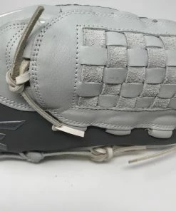 New Other Easton Ghost Fastpitch Series 12.75" RHT Softball Glove Off-White