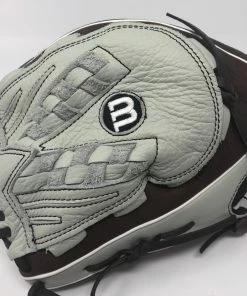 New Wilson Aura 12.5" Fastpitch Softball LHT Brown/White Travel Ball Glove
