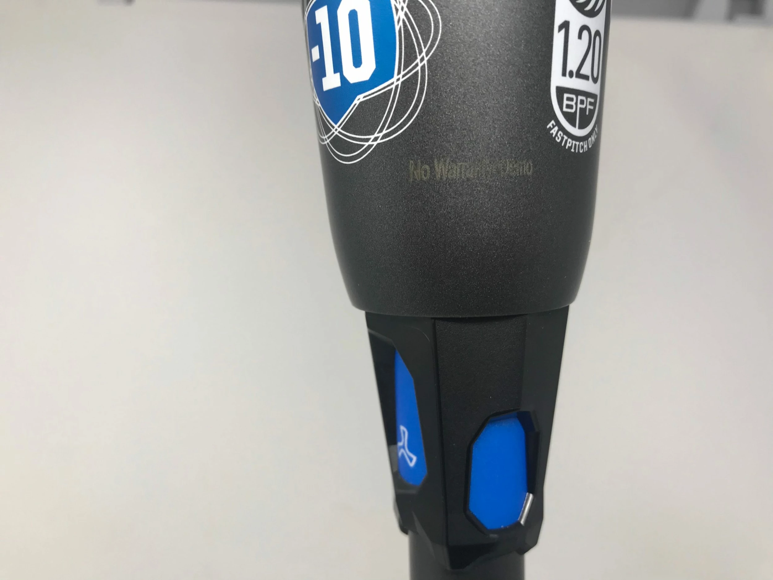 New DeMarini 2020 CF Zen (-10) Fastpitch Softball Bat 2 1/4" Barrel 10 New DeMarini 2020 CF Zen (-10) Fastpitch Softball Bat 2 1/4" Barrel - Image 8