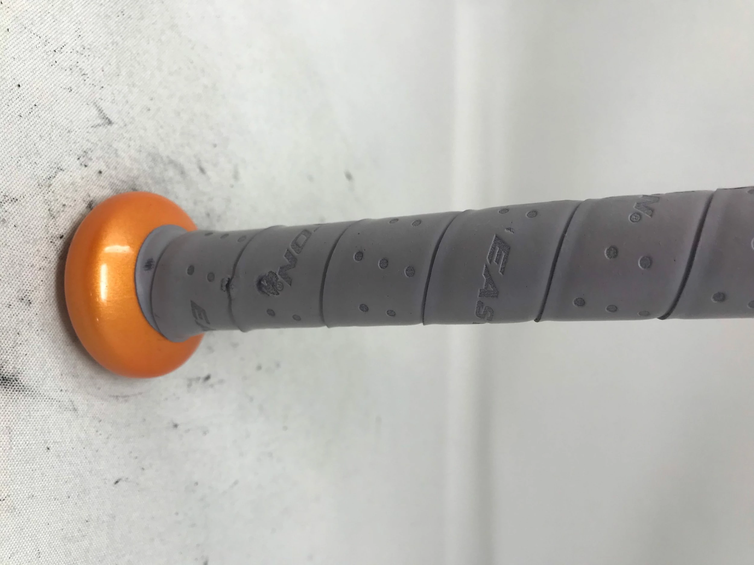 New Other Easton FP13SYY Synergy 26/15 Fastpitch Softball Bat 4 New Other Easton FP13SYY Synergy 26/15 Fastpitch Softball Bat - Image 2