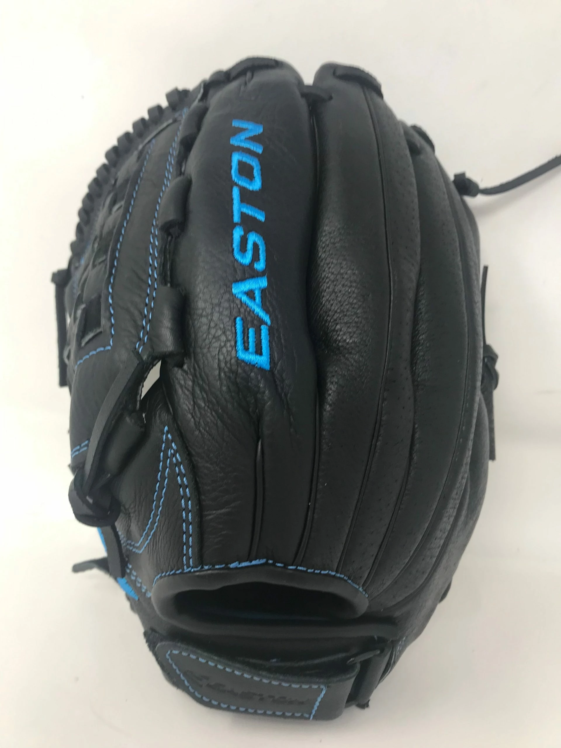 New Easton Black Pearl Series BP1250FP LHT 12.5" Fastpitch Softball Glove Black 4 New Easton Black Pearl Series BP1250FP LHT 12.5" Fastpitch Softball Glove Black - Image 2