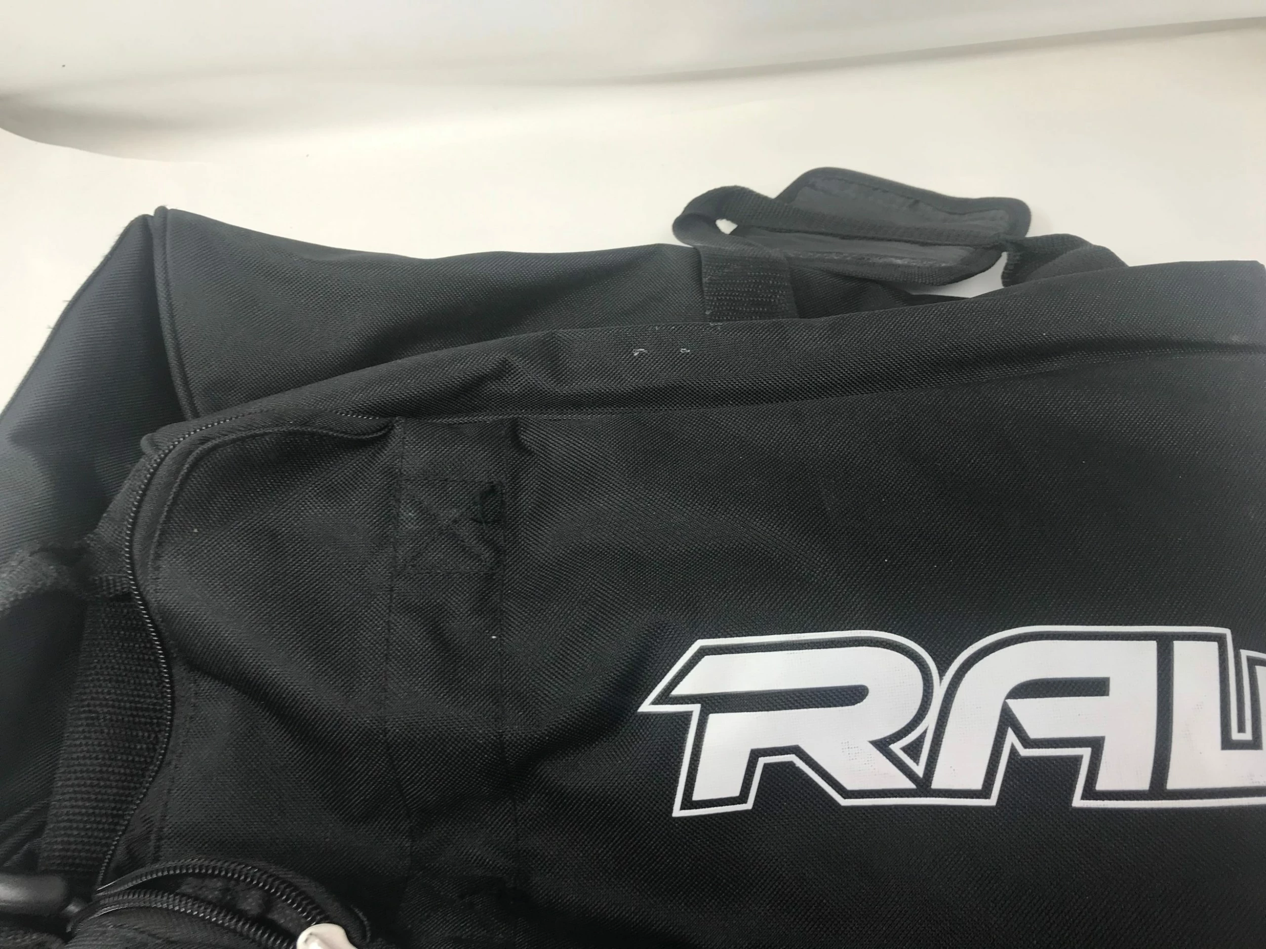 Used Rawlings PPWB-N Player Preferred Wheeled Bag Baseball/Softball Navy/Blk 5 Used Rawlings PPWB-N Player Preferred Wheeled Bag Baseball/Softball Navy/Blk - Image 3