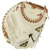 New Mizuno Classic Fastpitch Softball Glove Series RHT 34.5" Catcher's Mitt
